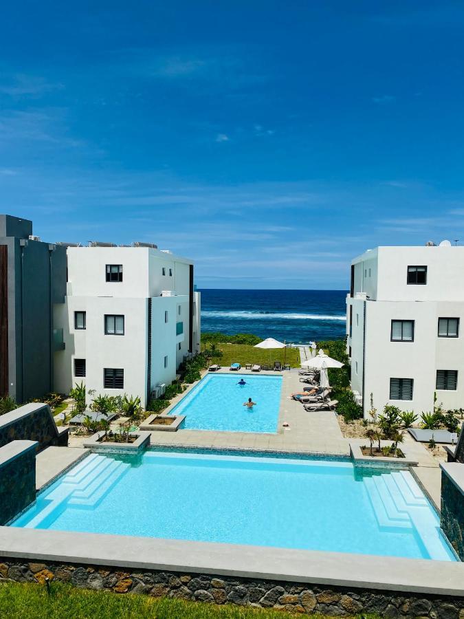 Eastern Blue Beachfront Luxury Apartment Пост-Лафайет Экстерьер фото